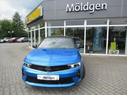 Kobalt blau metallic Gebraucht 2022 Opel Astra Ultimate Limousine | 27.490 € (Etwas zu teuer)