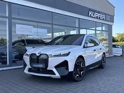 Weiß Gebraucht 2023 BMW iX Sport Line SUV | 63.900 € (Guter Preis)