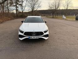 Weiß Gebraucht 2023 Mercedes A35 AMG AMG Kleinwagen | 42.500 € (Fairer Preis)