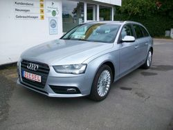Florettsilber metallic (metallic) Gebraucht 2015 Audi A4 Attraction Kombi | 8.995 € (Guter Preis)