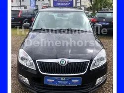 Schwarz Gebraucht 2011 Skoda Fabia Kombi | 3.799 € (Fairer Preis)