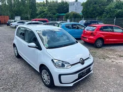 Weiß Gebraucht 2023 VW up! Basis Kleinwagen | 12.399 € (Fairer Preis)