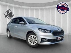 Brilliantsilber metallic Gebraucht 2024 Skoda Fabia Kleinwagen | 16.750 € (Guter Preis)