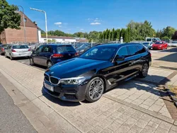 Black sapphire metallic Gebraucht 2017 BMW 530 M Sport Kombi | 24.790 € (Fairer Preis)