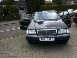 Schwarz Gebraucht 1995 Mercedes C180 Elegance Limousine | 2.800 €