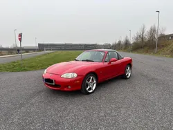 Rot Gebraucht 2003 Mazda MX5 Cabrio | 9.500 €