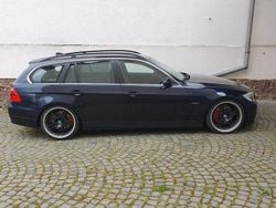 Blau Gebraucht 2006 BMW 330 Performance Kombi | 6.500 € (Guter Preis)