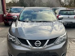 Grau Gebraucht 2014 Nissan Qashqai Acenta SUV | 8.500 € (Fairer Preis)
