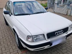 Weiß Gebraucht 1993 Audi 80 Limousine | 2.400 €