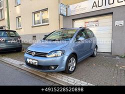 Blau Gebraucht 2010 VW Golf Plus Cross Team Van / Kleinbus | 6.990 € (Fairer Preis)