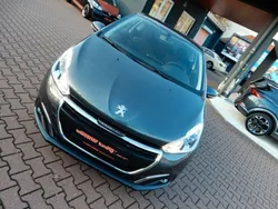 Grau Gebraucht 2015 Peugeot 208 Active Kleinwagen | 6.666 € (Fairer Preis)