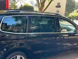 Grau Gebraucht 2013 VW Sharan Comfortline Van / Kleinbus | 9.000 € (Guter Preis)