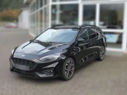 Schwarz Gebraucht 2020 Ford Focus ST-Line Kombi | 19.800 € (Fairer Preis)