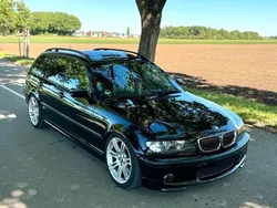 Schwarz Gebraucht 2004 BMW 325 Shadowline Kombi | 9.900 €