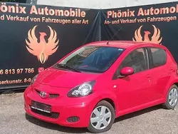 Rot Gebraucht 2010 Toyota Aygo Kleinwagen | 3.990 € (Fairer Preis)