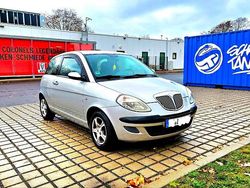Silber Gebraucht 2005 Lancia Ypsilon Kleinwagen | 950 € (Fairer Preis)