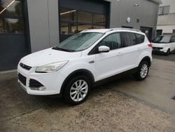 Weiß Gebraucht 2016 Ford Kuga Titanium SUV | 14.990 € (Fairer Preis)