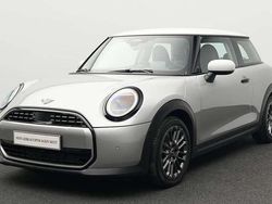 Grau Gebraucht 2024 Mini Cooper Classic Kleinwagen | 26.017 € (Fairer Preis)