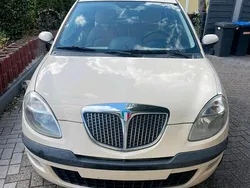 Weiß Gebraucht 2004 Lancia Ypsilon Kleinwagen | 2.500 € (Fairer Preis)