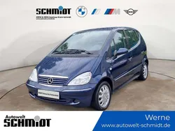 Atollblau met. Gebraucht 2002 Mercedes A160 Elegance Van / Kleinbus | 3.890 € (Teuer)