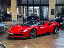 Rot Gebraucht 2022 Ferrari SF90 Cabrio | 505.750 € (Fairer Preis)