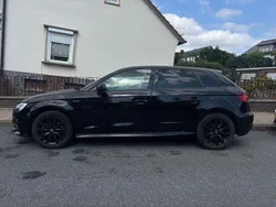 Schwarz Gebraucht 2017 Audi A3 Sportback e-tron Limousine | 18.499 € (Etwas zu teuer)