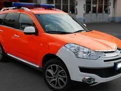 Rot Gebraucht 2009 Citroën C-Crosser Exclusive SUV | 5.900 € (Guter Preis)
