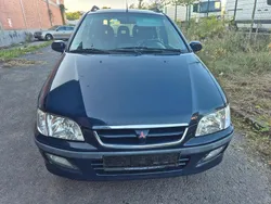 Blau Gebraucht 2002 Mitsubishi Space Star Comfort Edition Van / Kleinbus | 950 € (Superpreis)