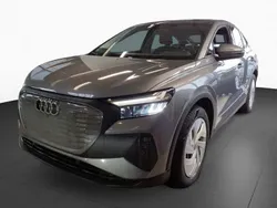 Taifungrau metallic Gebraucht 2022 Audi Q4 Sportback e-tron Basis SUV | 30.490 € (Etwas zu teuer)