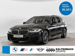 Schwarz Gebraucht 2022 BMW 520 M Sport Kombi | 31.890 € (Etwas zu teuer)