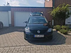 Schwarz Gebraucht 2006 VW Golf Plus Cross Van / Kleinbus | 2.250 € (Teuer)