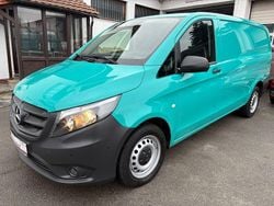 Grün Gebraucht 2019 Mercedes Vito Van | 21.990 € (Guter Preis)