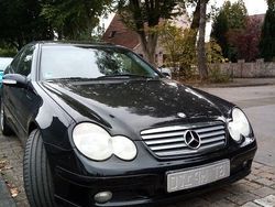 Schwarz Gebraucht 2001 Mercedes C180 Coupé | 650 € (Superpreis)