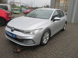 Silber Gebraucht 2021 VW Golf VIII Life Limousine | 19.700 € (Superpreis)