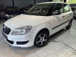 Weiß Gebraucht 2013 Skoda Fabia Cool Edition Kleinwagen | 4.490 € (Fairer Preis)