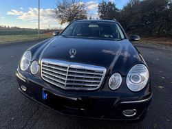 Andere farben Gebraucht 2007 Mercedes E220 Kombi | 4.800 €
