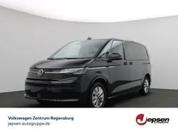 Deep black perleffekt Gebraucht 2024 VW T7 R Van | 53.970 € (Fairer Preis)