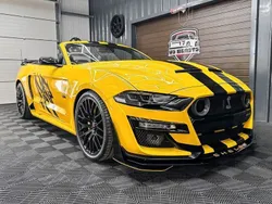 Gelb Gebraucht 2015 Ford Mustang Cabrio | 36.999 € (Guter Preis)