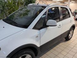 Weiß Gebraucht 2009 Fiat Sedici Emotion SUV | 6.900 € (Teuer)