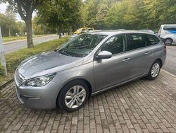 Grau Gebraucht 2016 Peugeot 308 Style Kombi | 6.800 € (Guter Preis)