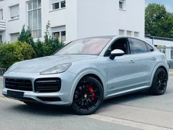 Silber Gebraucht 2022 Porsche Cayenne SUV | 84.999 €