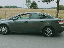 Grau Gebraucht 2011 Toyota Avensis Multidrive S Limousine | 5.800 € (Superpreis)