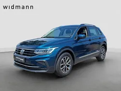 Nightshade blue metallic Gebraucht 2022 VW Tiguan Life SUV | 29.850 € (Superpreis)
