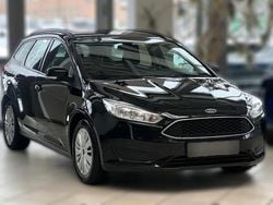 Schwarz metallic Gebraucht 2017 Ford Focus | 10.560 € (Guter Preis)