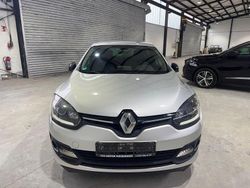 Gebraucht 2014 Renault Mégane III LIMITED Limousine | 5.850 € (Fairer Preis)
