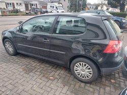 Schwarz Gebraucht 2005 VW Golf IV Limousine | 699 € (Guter Preis)