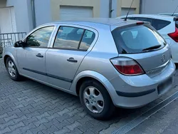 Silber Gebraucht 2005 Opel Astra Limousine | 850 € (Fairer Preis)