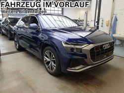 Blau Gebraucht 2023 Audi Q8 S-Line SUV | 62.480 €
