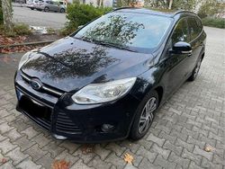 Schwarz Gebraucht 2013 Ford Focus SYNC Edition Kombi | 4.750 € (Fairer Preis)