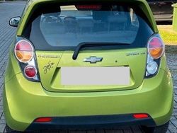 Grün Gebraucht 2011 Chevrolet Spark Kleinwagen | 3.300 € (Fairer Preis)